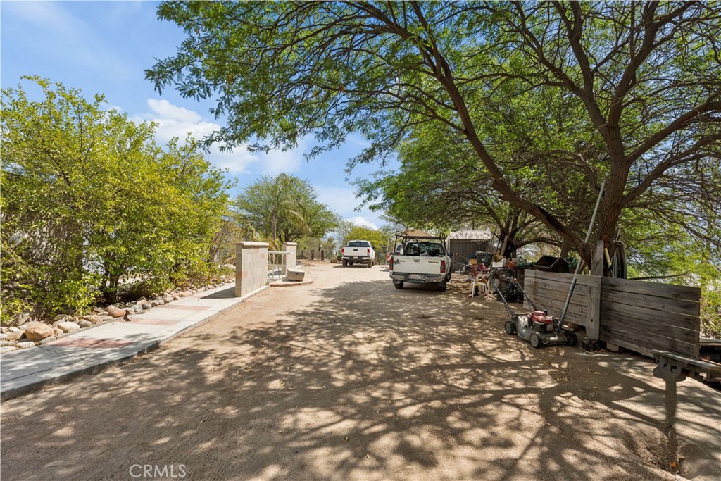 18455 Pequena Entrada Property Photo 23