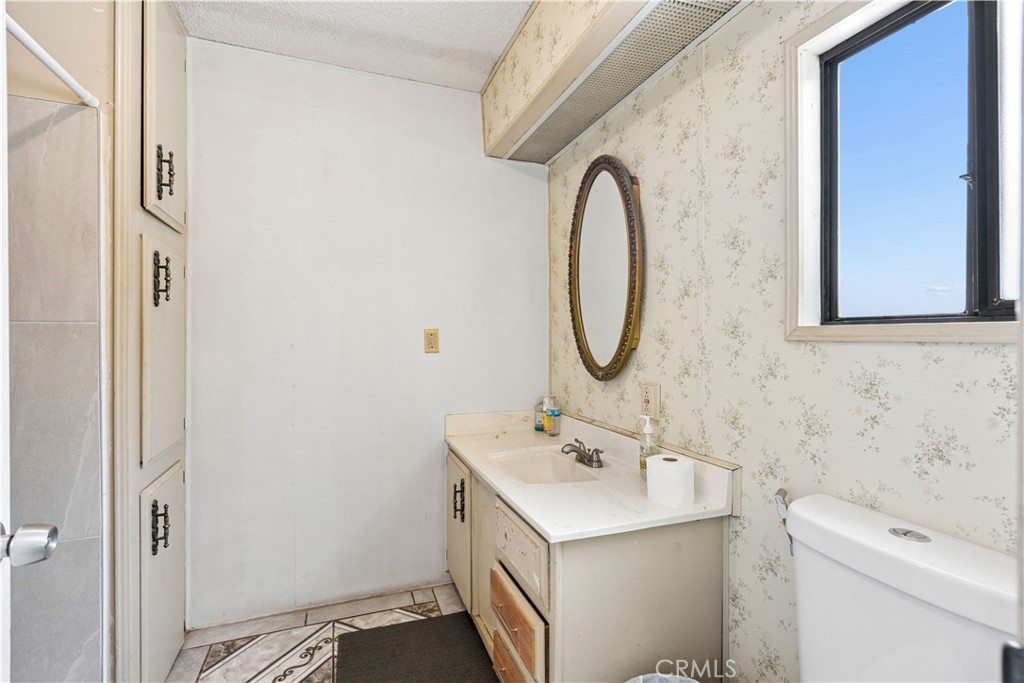 18455 Pequena Entrada Property Photo 37