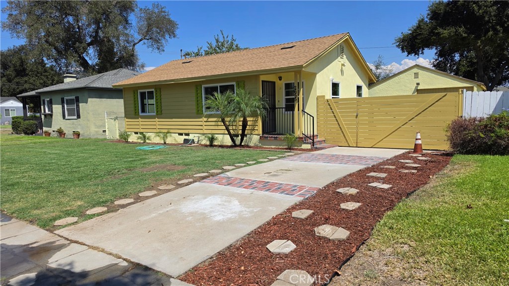 2655 Lincoln Drive Property Photo 1