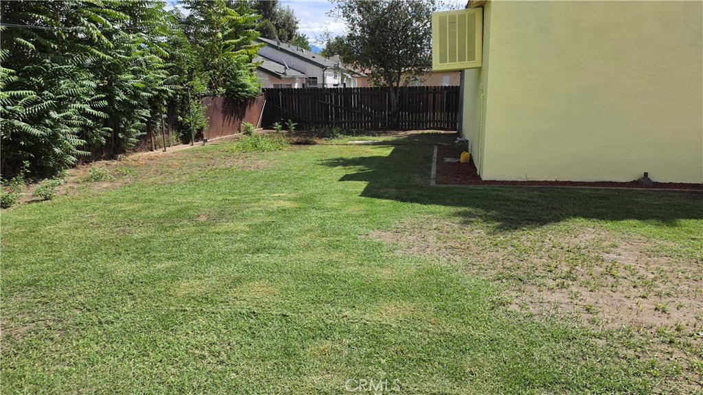 2655 Lincoln Drive Property Photo 11