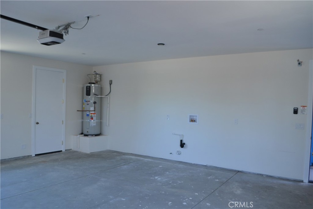179 E 8th Street Property Photo 19
