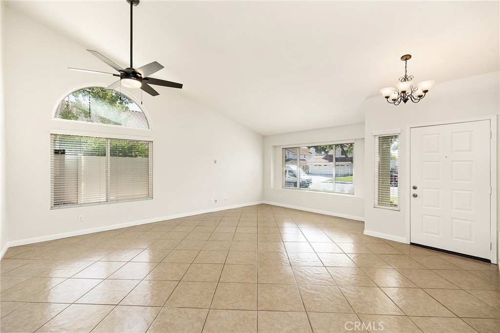 39776 Castile Avenue Property Photo 7