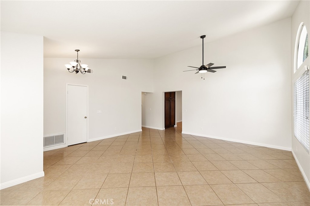 39776 Castile Avenue Property Photo 8
