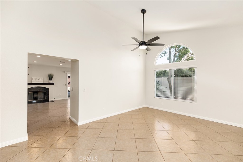 39776 Castile Avenue Property Photo 9