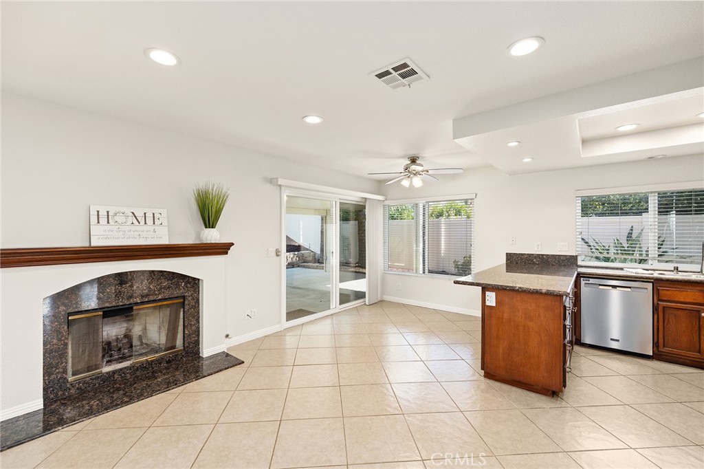 39776 Castile Avenue Property Photo 12