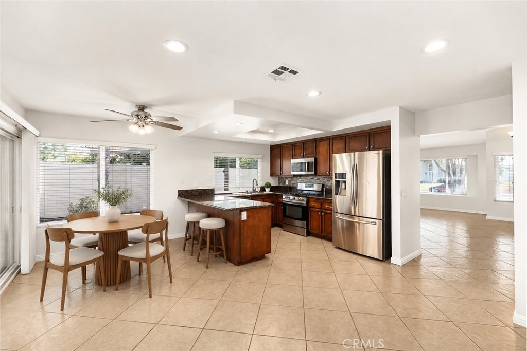 39776 Castile Avenue Property Photo 13