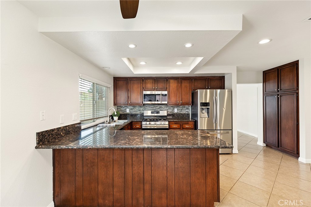39776 Castile Avenue Property Photo 17