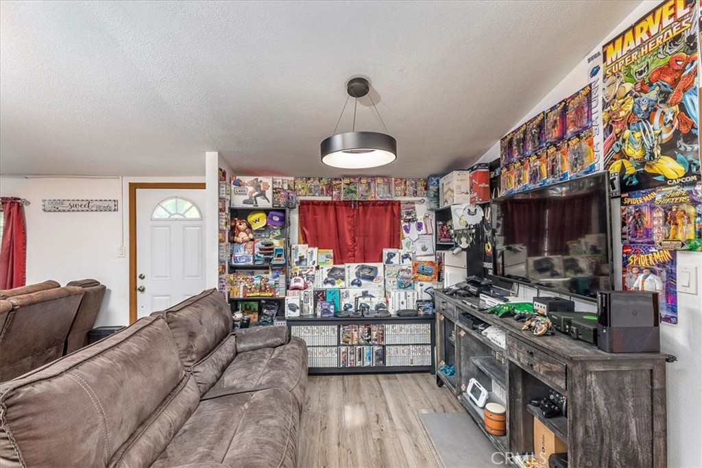 32812 Almond Tree Property Photo 12