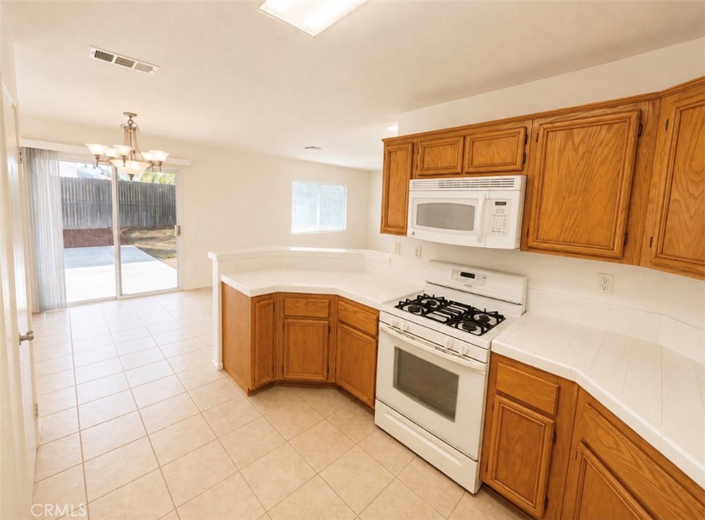 26814 Mountain Glen Property Photo 3