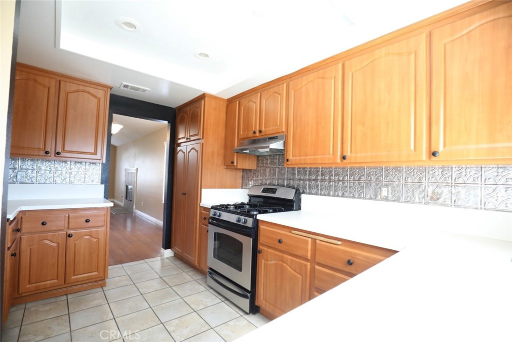 25567 Woodside Property Photo 5
