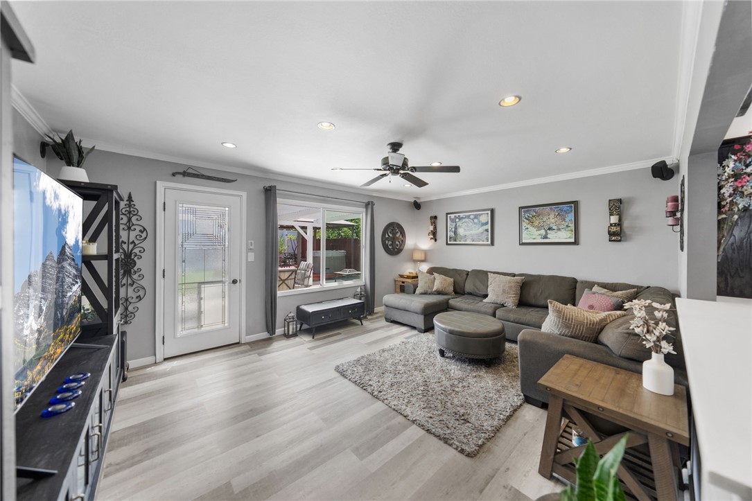 846 De Jur Property Photo 14
