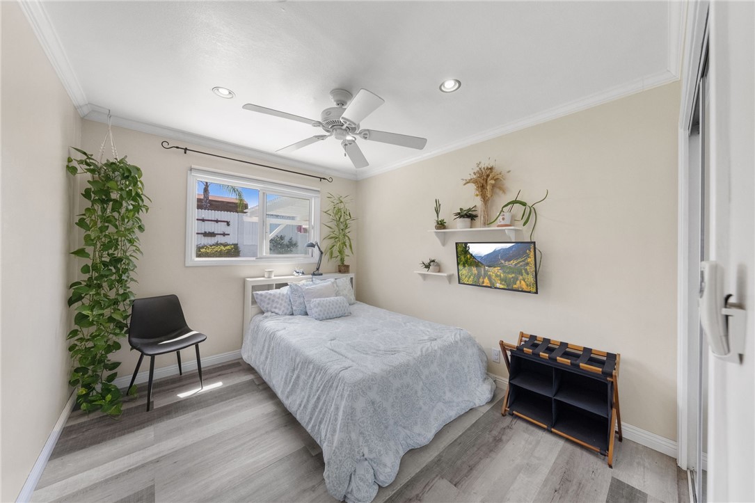 846 De Jur Property Photo 29