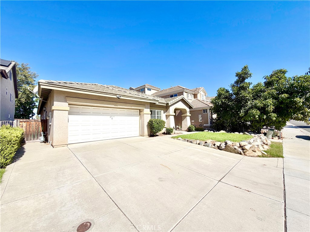 37961 Veranda Way Property Photo 2