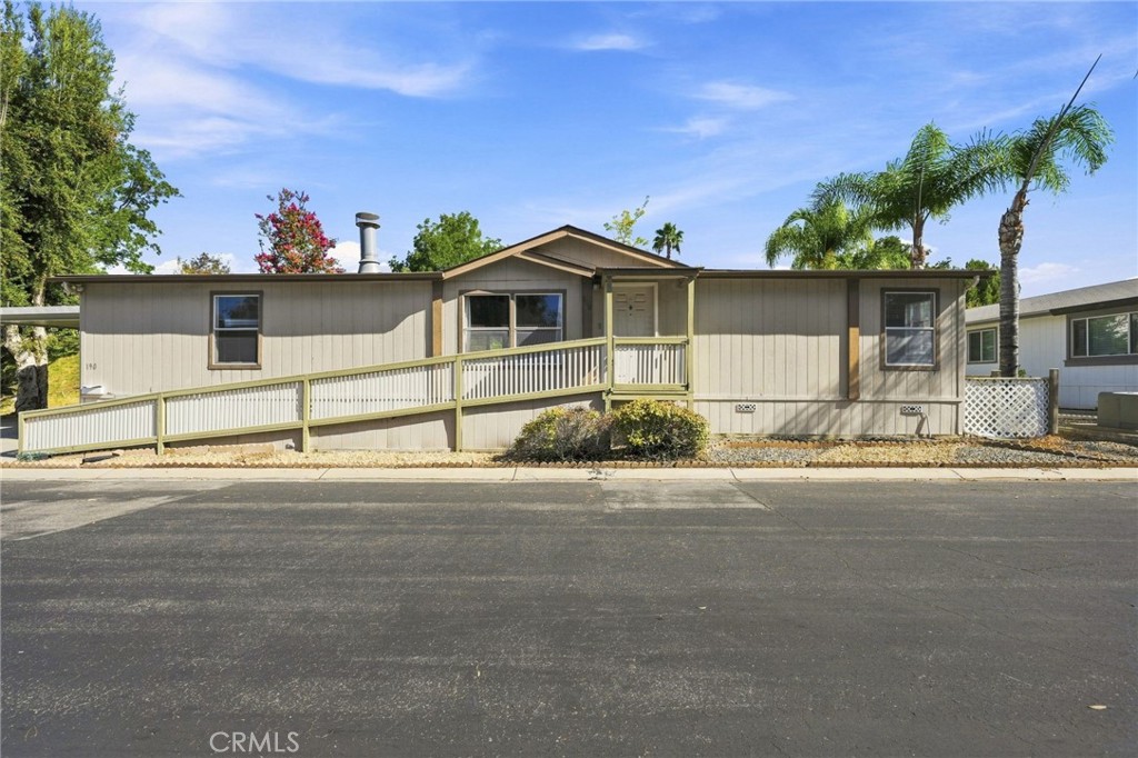 31130 S General Kearny 190 Property Photo 1