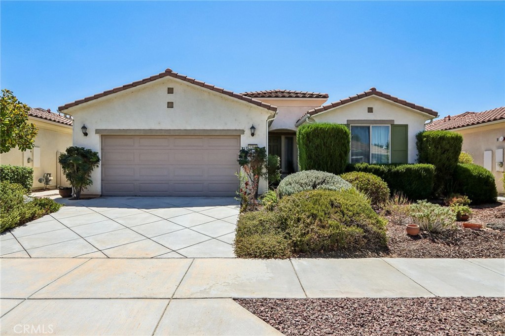 5365 Paseo Famosa Property Photo 1