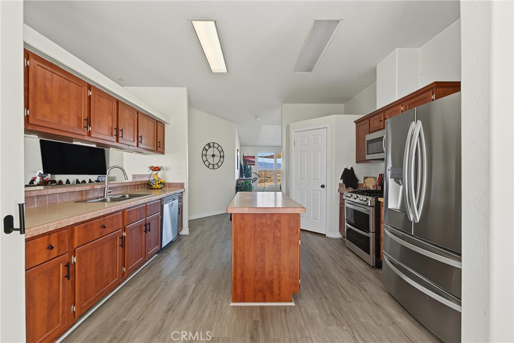 43850 Cowboy Country Trail Property Photo 12
