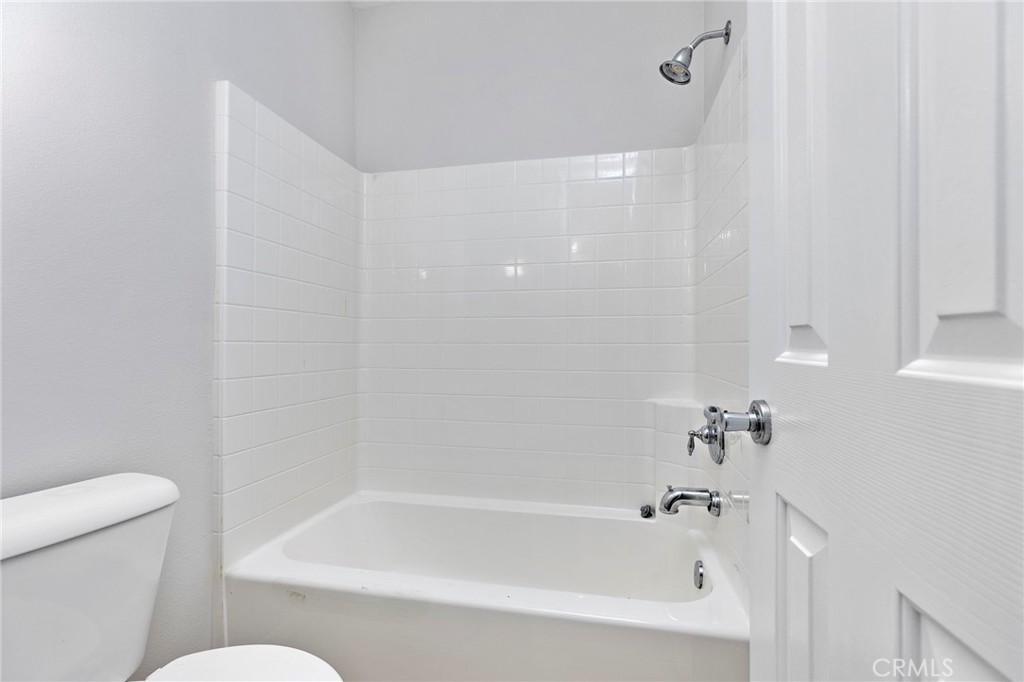 34 Shoreline Drive Property Photo 29