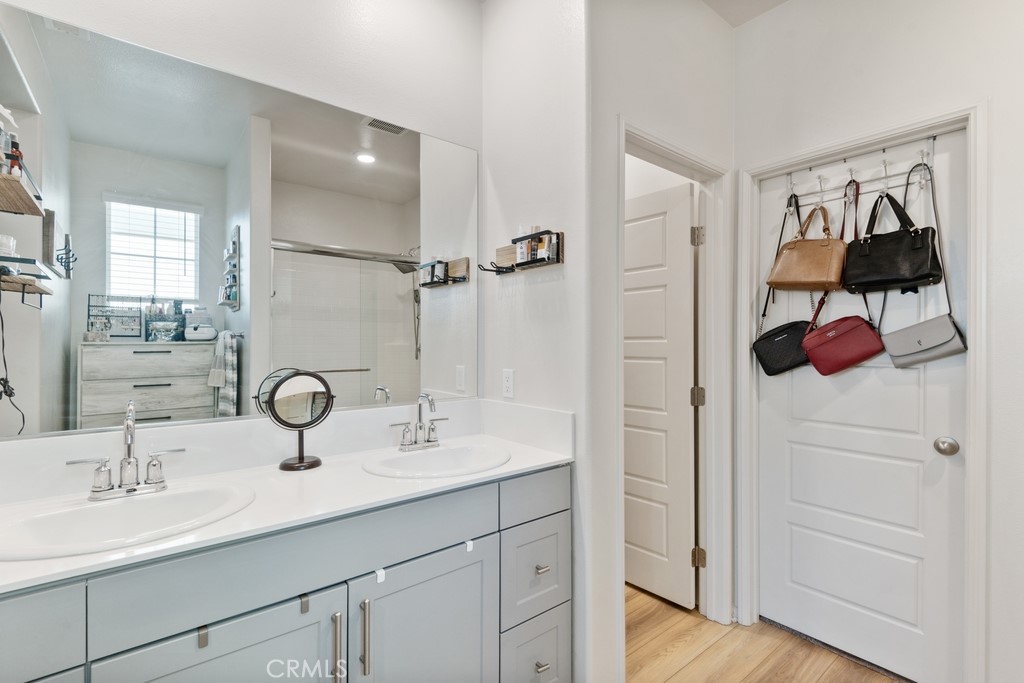 29357 Lanesbridge Property Photo 18