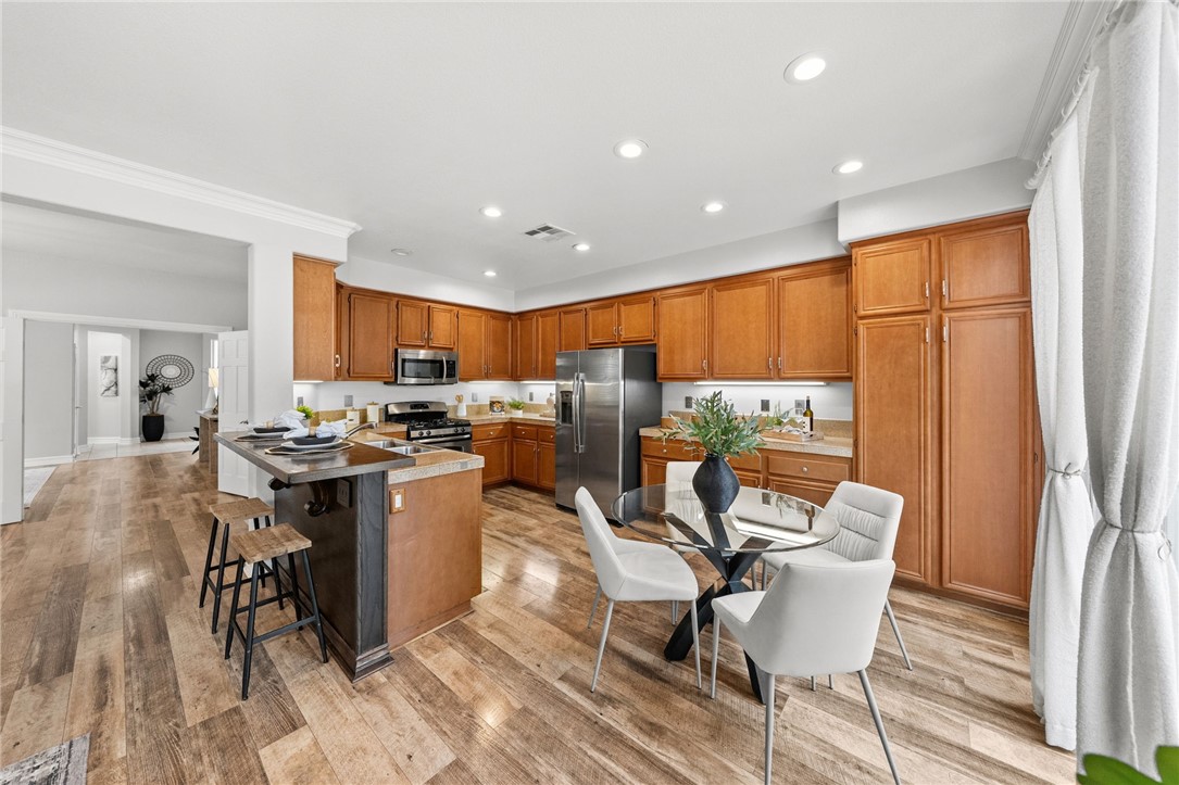 28712 Lantern Park Lane Property Photo 14