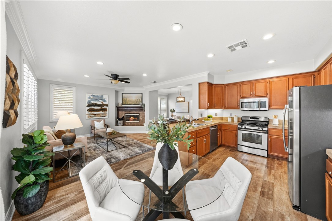 28712 Lantern Park Lane Property Photo 15