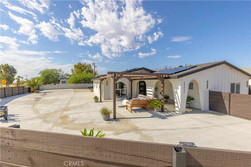66055 Estrella Property Photo 2