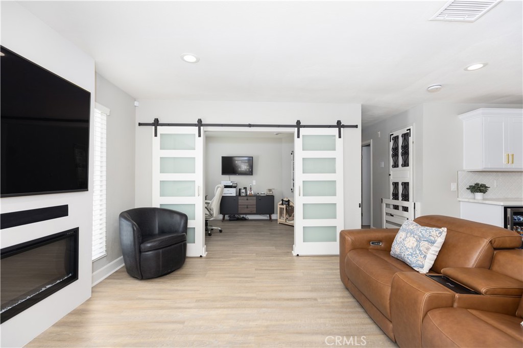 66055 Estrella Property Photo 7