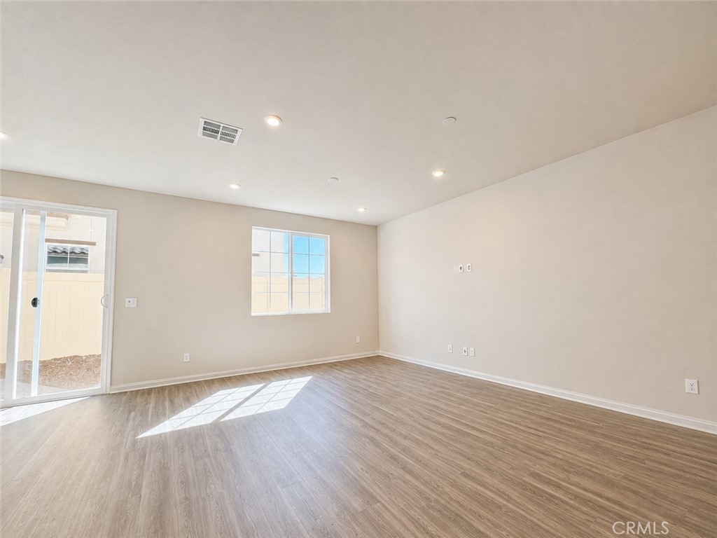 26835 James Property Photo 5