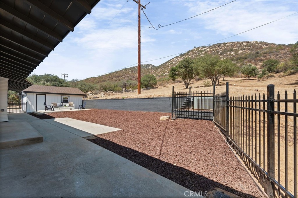 3161 Shue Property Photo 5