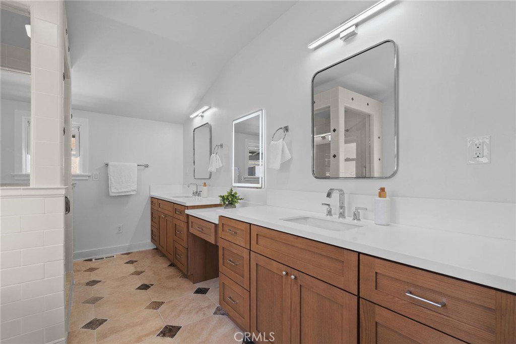 3161 Shue Property Photo 14