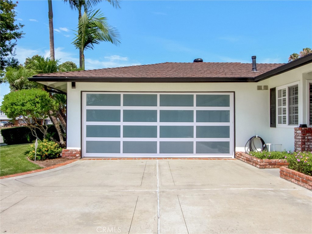 6241 Mar Vista Drive Property Photo 4