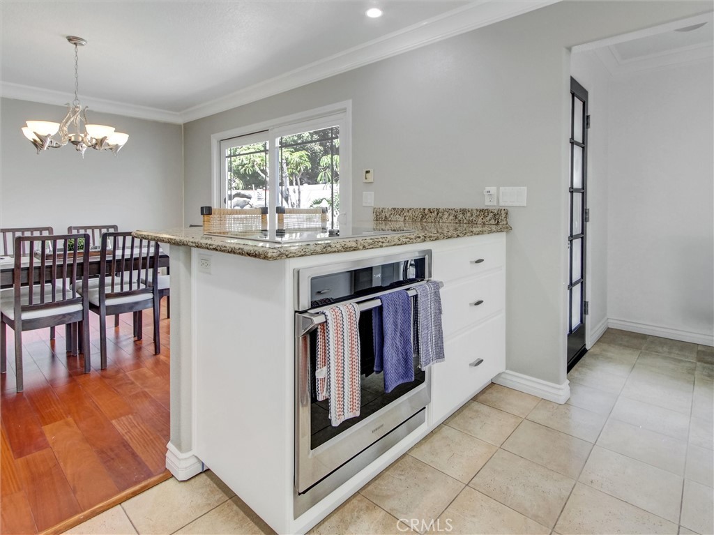 6241 Mar Vista Drive Property Photo 11