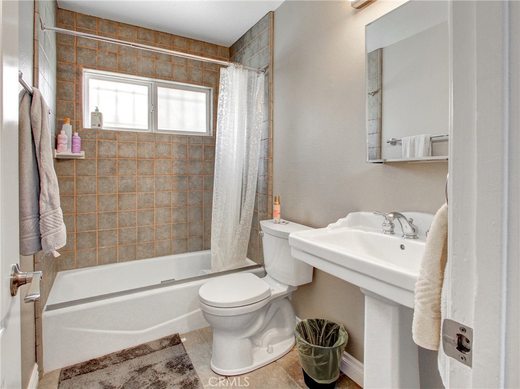 6241 Mar Vista Drive Property Photo 25