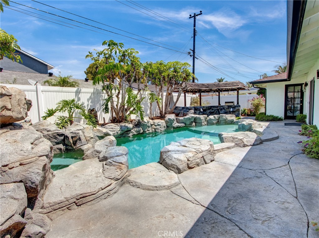 6241 Mar Vista Drive Property Photo 32