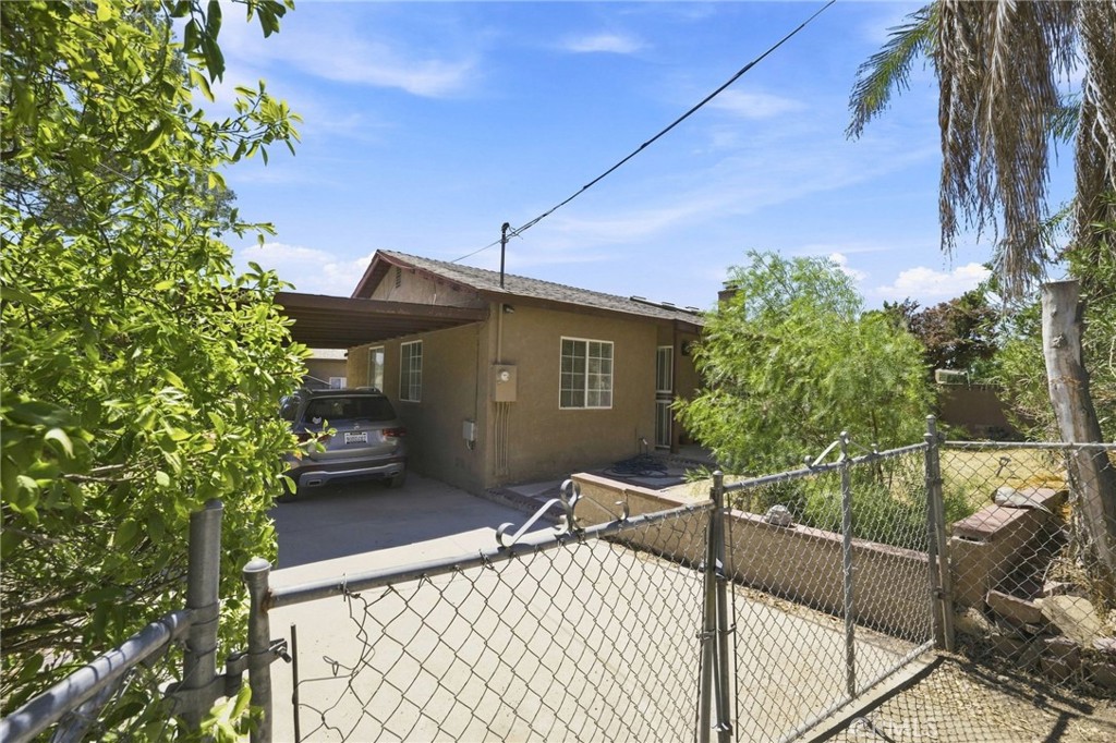 23831 Clara Property Photo 1