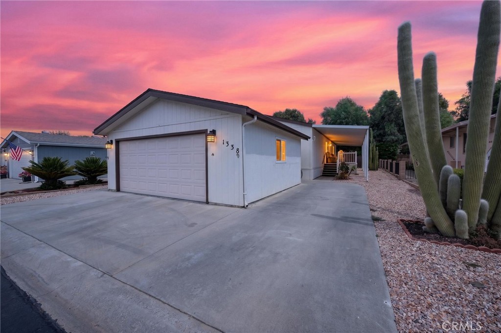 1338 Bishop Drive Property Photo 1