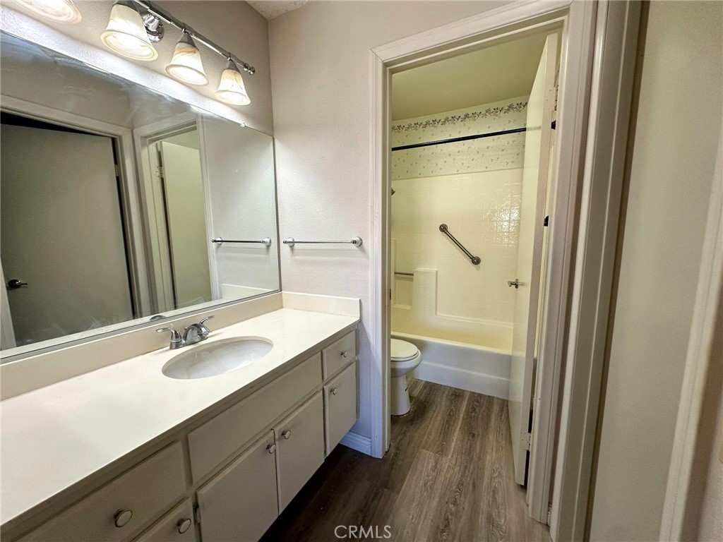 1228 Hogan Property Photo 12