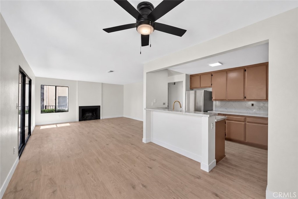 450 W W Vermont 201 Property Photo 10