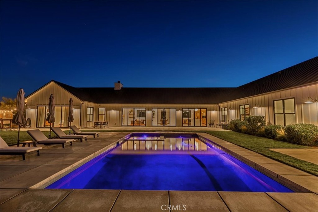 41838 Altanos Property Photo 3