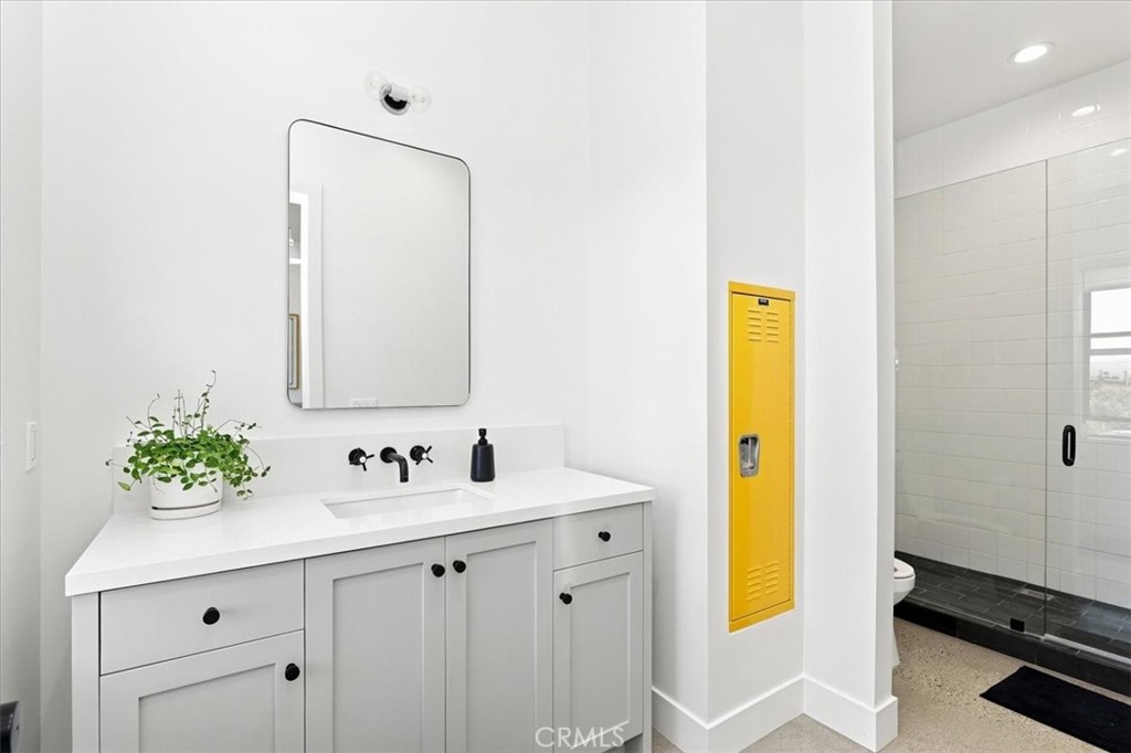 41838 Altanos Property Photo 20