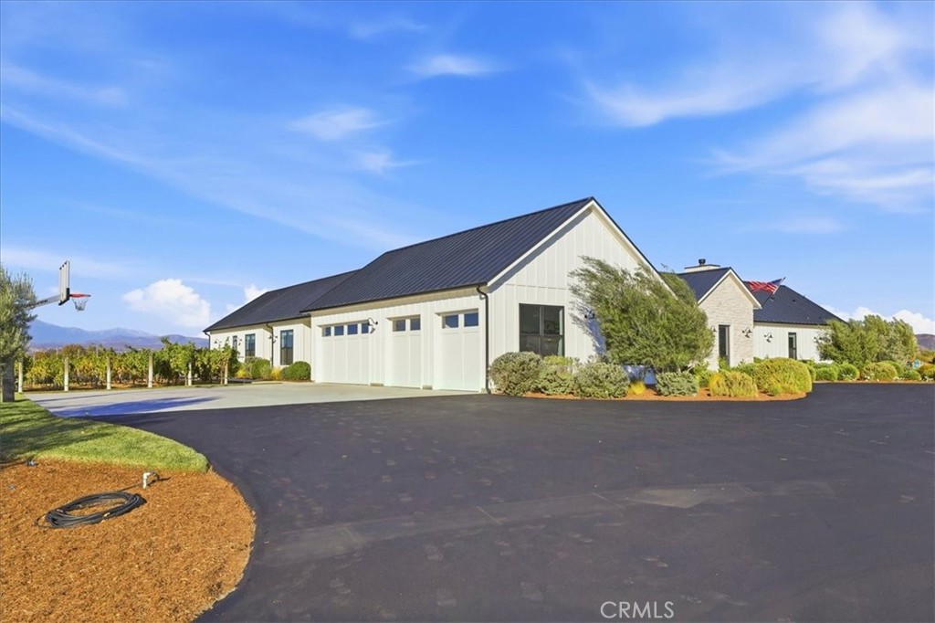 41838 Altanos Property Photo 71