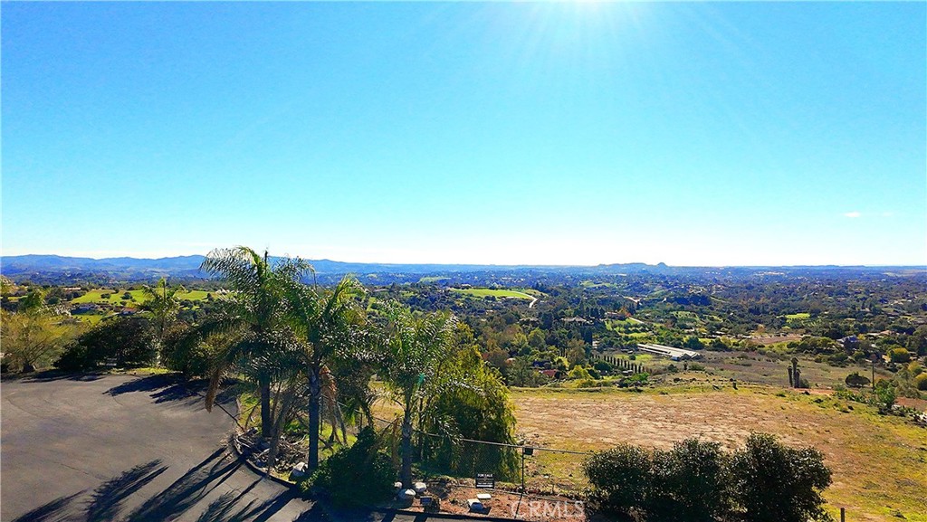 1387 Las Vistas Property Photo 1