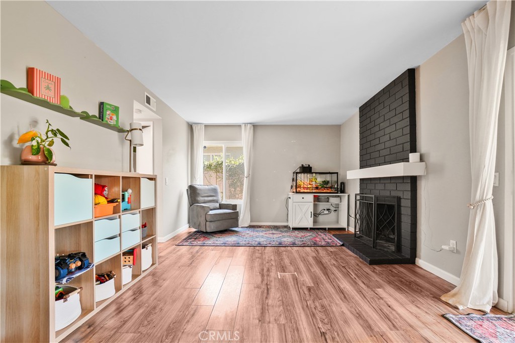 4593 Mardi Gras Property Photo 13