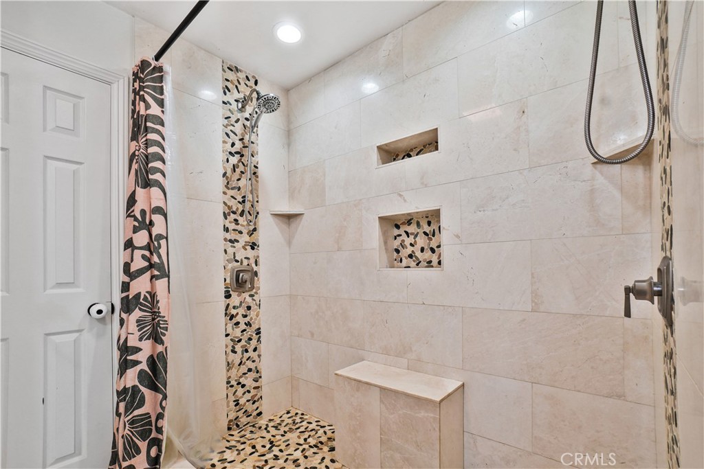 4593 Mardi Gras Property Photo 17