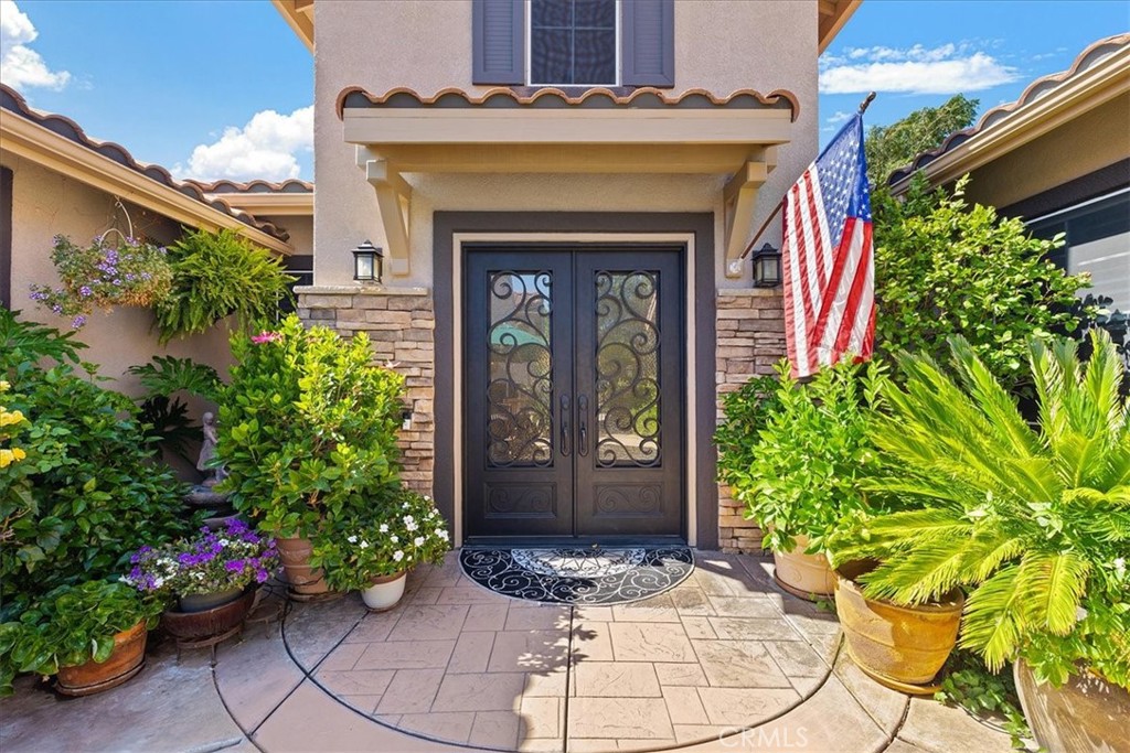 42926 Joshua Tree Court Property Photo 6