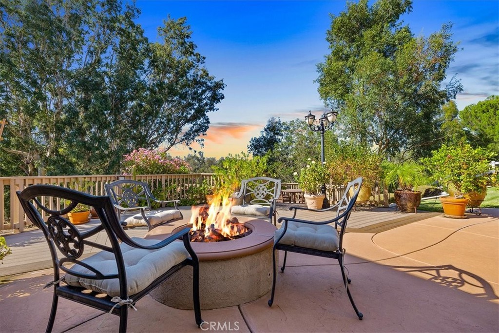 42926 Joshua Tree Court Property Photo 42