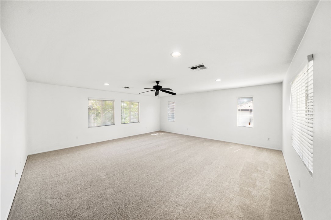 27145 Cherry Grove Court Property Photo 6