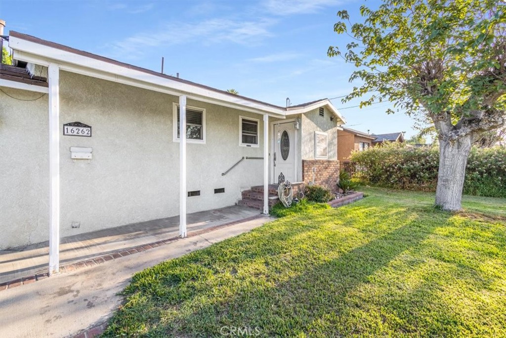16262 Ivy Avenue Property Photo 3
