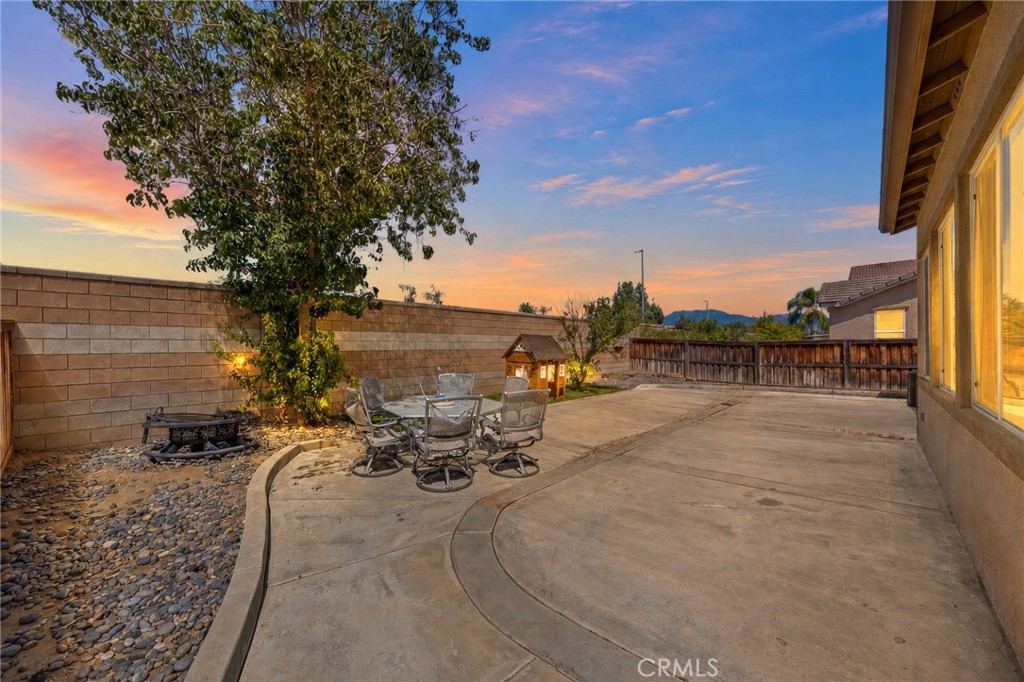 3050 Sand Pine Trail Property Photo 4