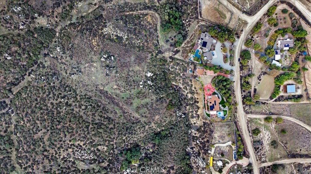 39565 Spanish Oaks Drive Property Photo 10