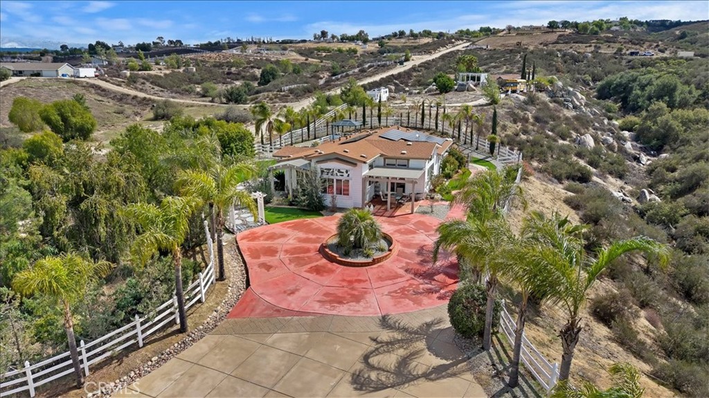 39565 Spanish Oaks Drive Property Photo 13